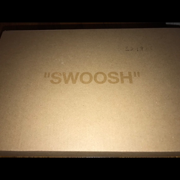 Air Vapormax X Off-White "The Ten" size 4 - Picture 7 of 7